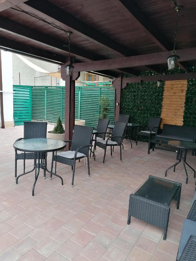 Ana Boutique Bed & Breakfast Алба Юлия Екстериор снимка