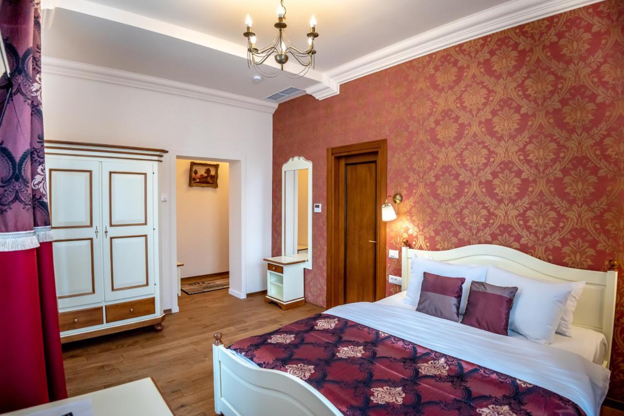 Ana Boutique Bed & Breakfast Алба Юлия Екстериор снимка